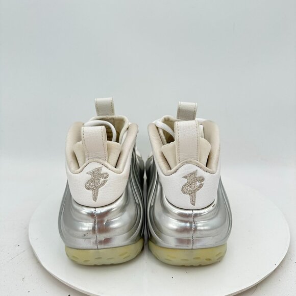 Nike Air Foamposite One Women Size 8 AA3963-100 Chrome White Silver Shoes - Picture 5 of 11